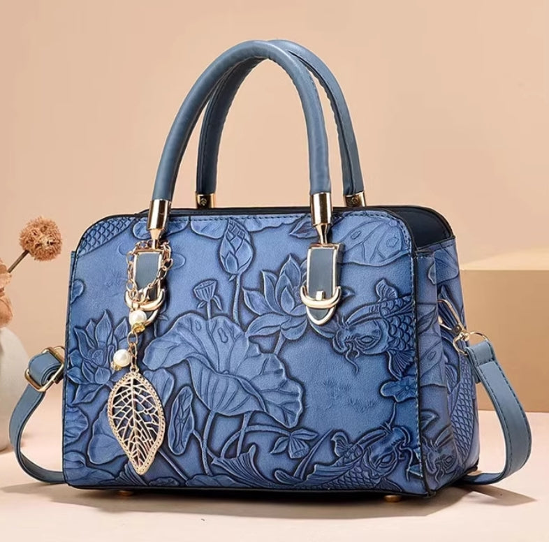 Chinese-style embroidered mom's bag